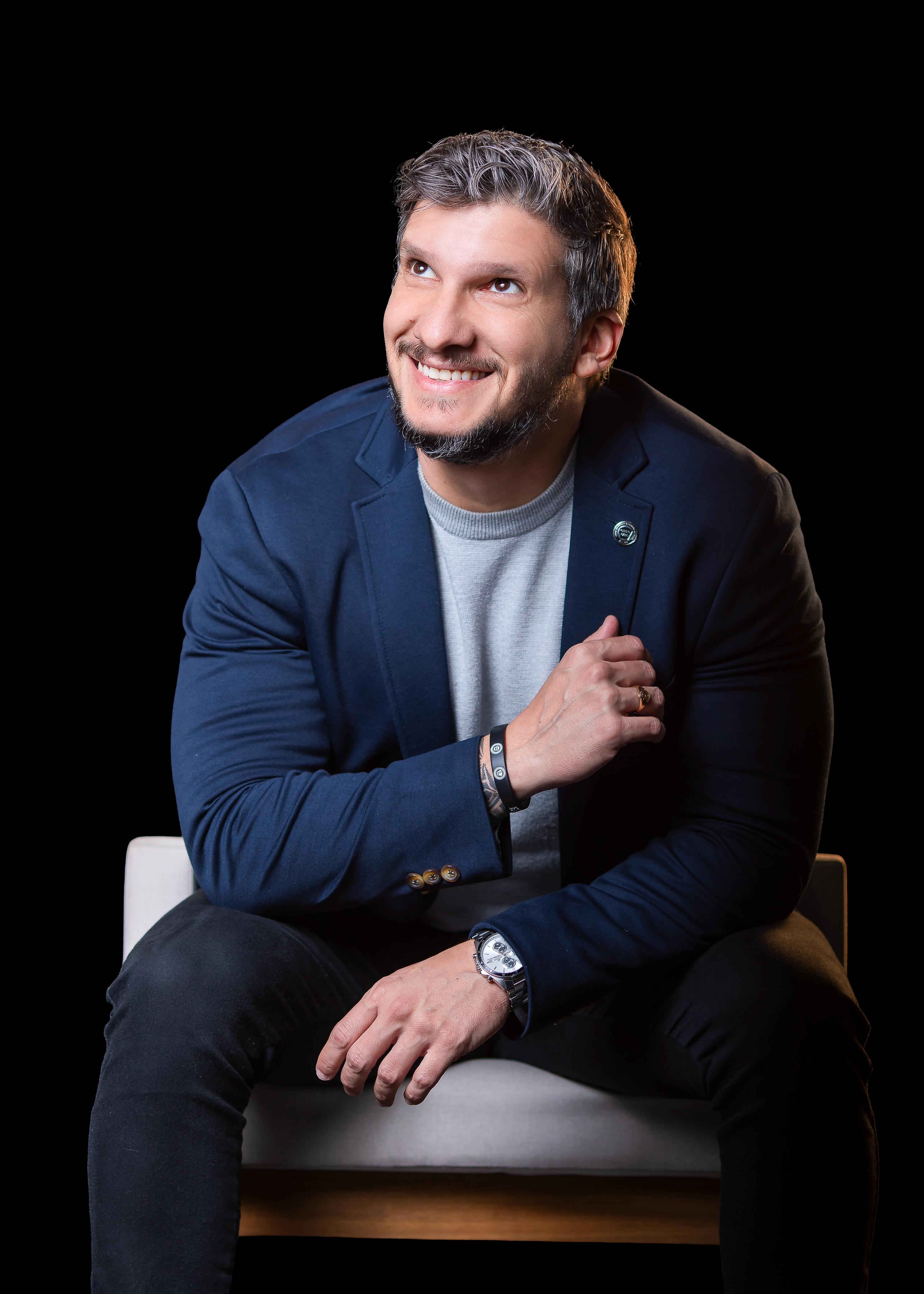 Diego Moreira, Hipnoterapeuta Clínico